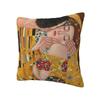 Modern The Kiss By Gustav Klimt Sofa Cushion Cover Polyester Painting Art Throw Pillow Case for Living Room