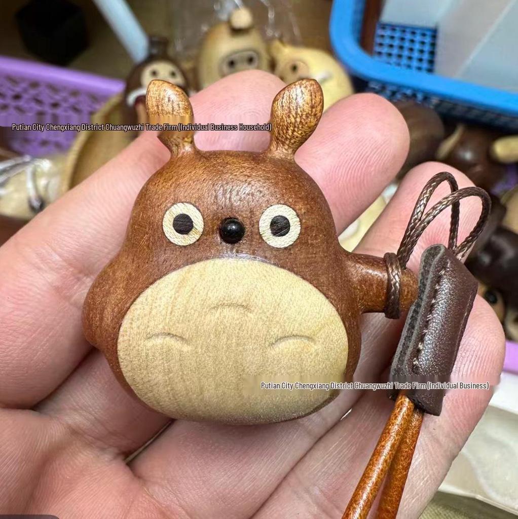 Massivholz Totoro und No-Face Figuren - Niedliche Wohnzimmerdeko und Geschenke