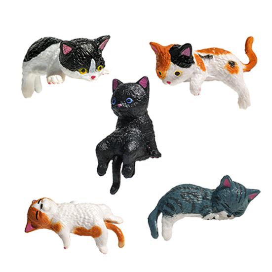 Mini Figurka Kota Miniaturowe Urocze Kociaki z Kreskówki Ozdoba na Monitor Komputera Deskę Rozdzielczą Samochodu Wystrój Biura Domowego Biurka