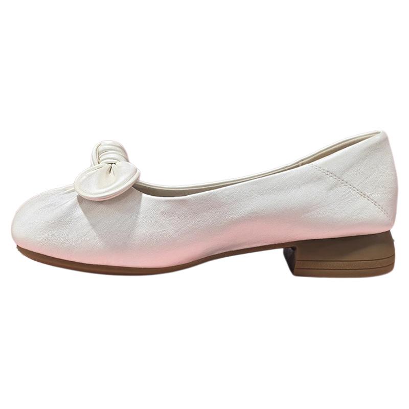 Shallow mouth round head soft leather grandma shoes comfortable versatile Doudou shoes women's 2025 spring and autumn new bow low heel single shoes