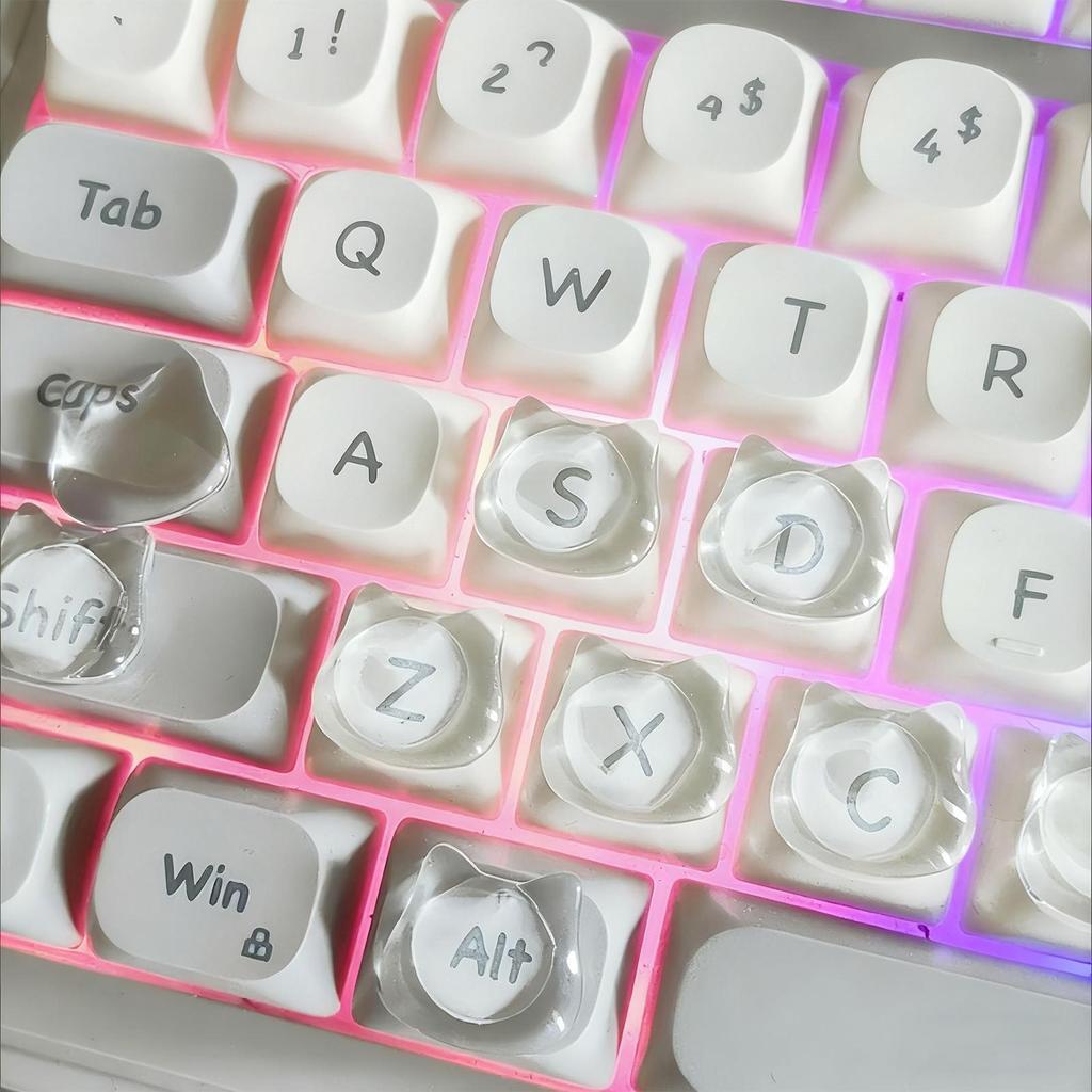Cat Shaped Transparent 3DRaised Keyboard Keycap Glass Decorative Computer Typing Auxiliary Artifact High Transparency Decoration