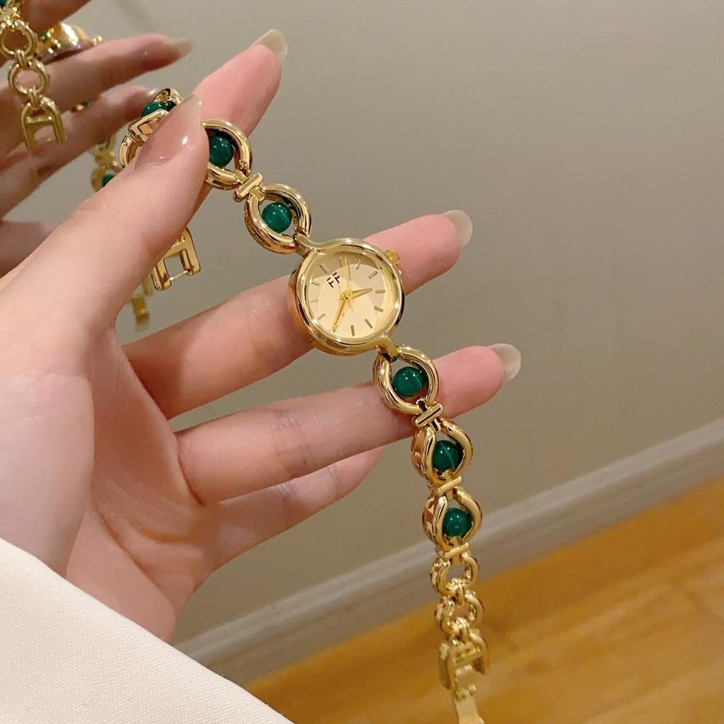 Elegant Round Watch for Women With Sparkling Translucent Stones New High-End Luxury Quartz Watches Gold Bracelet Wristwatches
