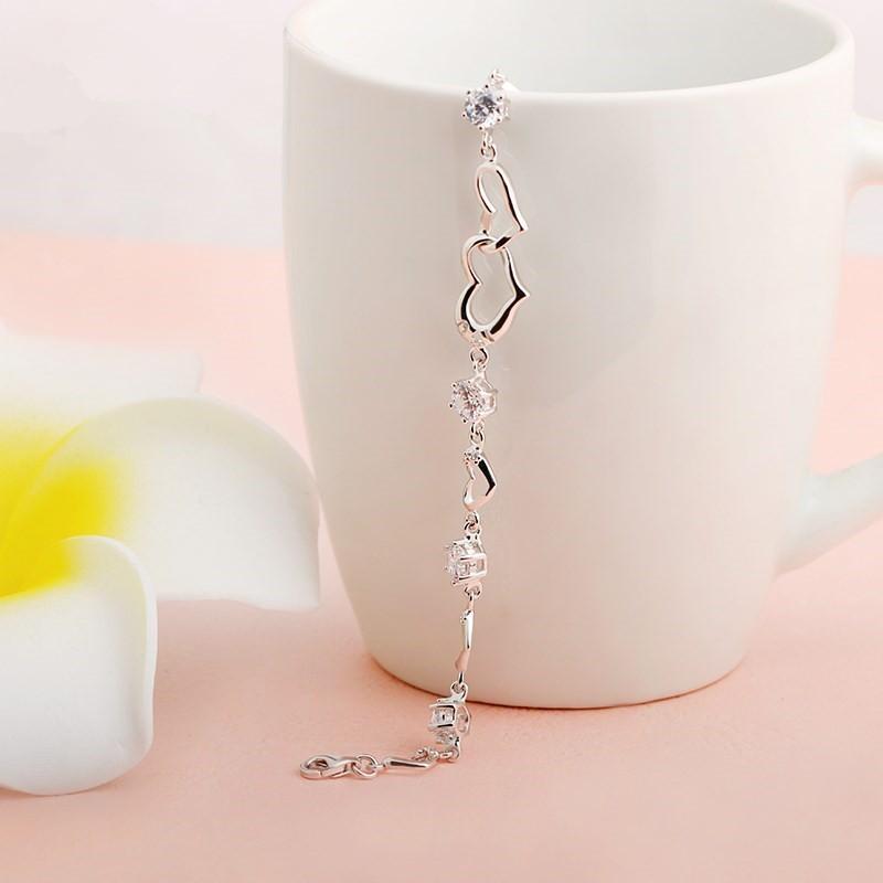 Womens Heart Link Bracelet With Cubic Zirconia Six-Prong Setting Gold Plated Copper Fashion Jewelry Daily Wear