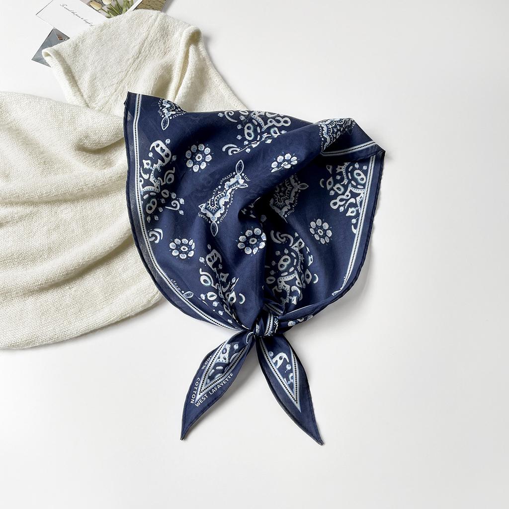 Leopard Print Silk Scarf Cotton Silk Scarf Triangle Scarf With Shirt Tie Neck Scarf High-End Shawl Triangle Scarf Belt Women