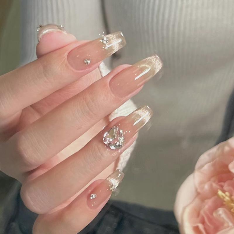 

Handmade Medium-Length Crushed Diamond Cat Eye Nails - Pure Desire Style with a High-End Finish Glue Style