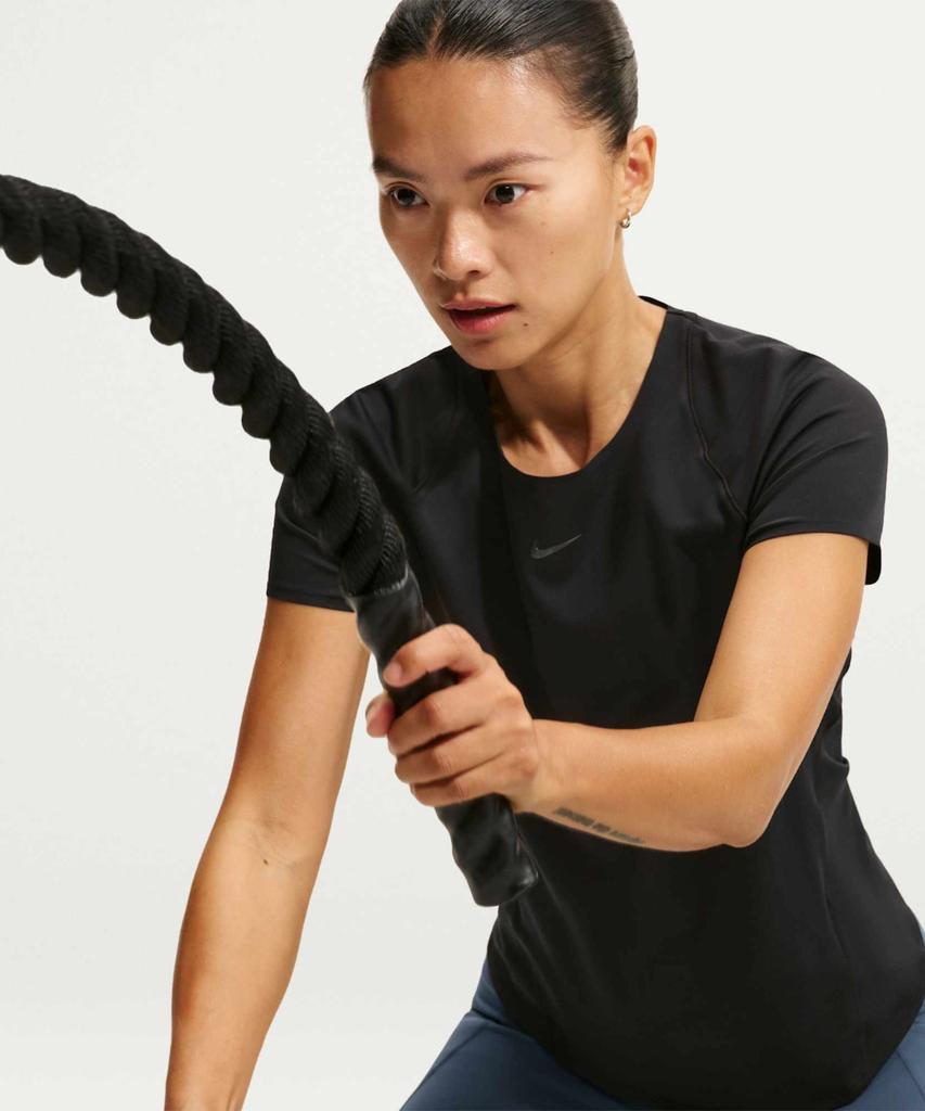 NIKE Universal Dri-Fit Short Sleeve Top W - Black:Dark Smoke Grey / Io9961-010