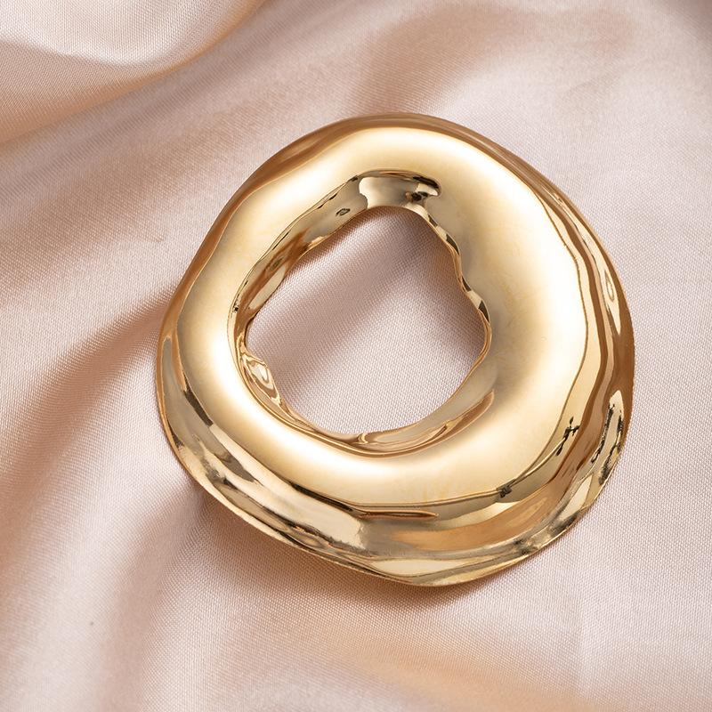 Niche Exquisite High Sense Exaggerated Geometric Brooch Female Cold Wind Unique Temperament Light Luxury Simple Corsage