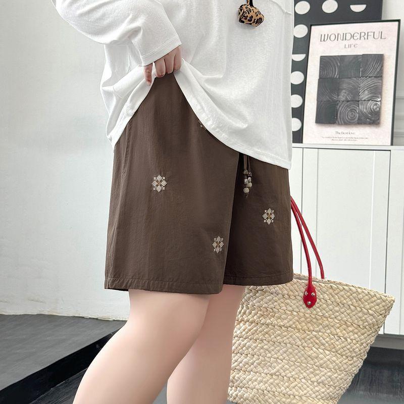 

Plus size women clothing [Maillard Shorts] Autumn Chubby Girl Retro Loose Embroidered Elastic High Waist Wide Leg Pants Brown 8xl