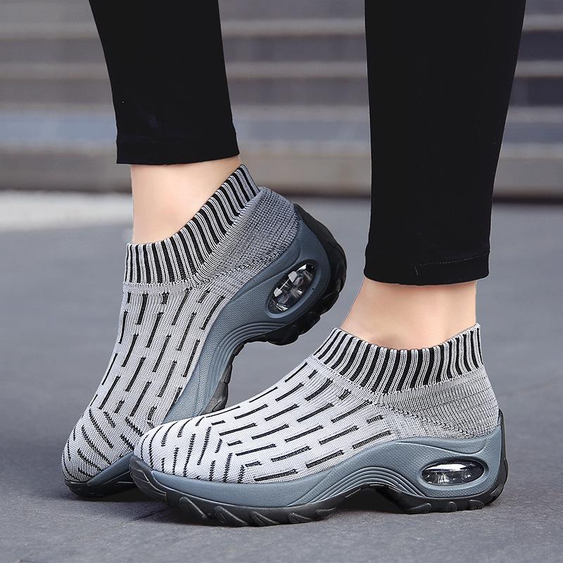Women's Autumn and Winter Height Increasing Women's Shoes Mesh Breathable Outdoor Sports Shoes Casual Comfortable Women's Shoes