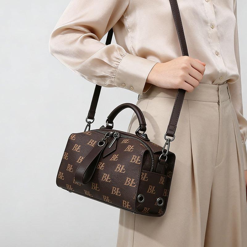 Crossbody bag fashionable retro printed pillow bag large capacity handbag high sense simple shoulder bag women