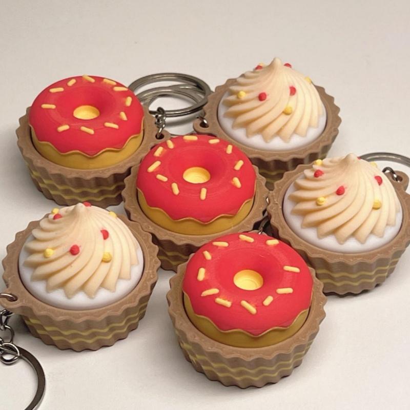 1 Stück 3D-gedruckter Dessert Fidget Clicker Simulierte Dessert-Kunststoff-Dessert-Taste Schlüsselanhänger Süßer Cupcake Donut Schlüsselanhänger Für Erwachsene