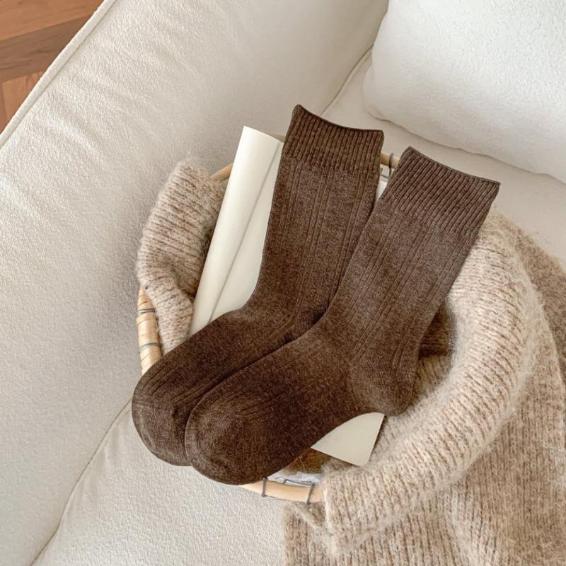 Striped High-end Solid Color Women's Socks, Mid-calf Socks, Simple and Basic Style, Versatile, High Slit, Anti-slip and Non-dropping Heels, Pile Socks