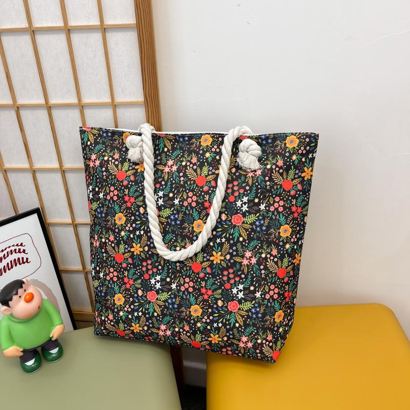Fashionable Single-shoulder Bag Tote Bag Large-capacity Beach Bag Casual Handbag