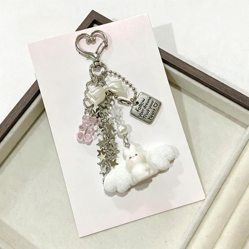 Süßer Engel-Hase Schlüsselanhänger Weicher Plüsch Anhänger Schleife Stern Charme Kawaii Rucksack Ornament für Mädchen Tägliche Nutzung