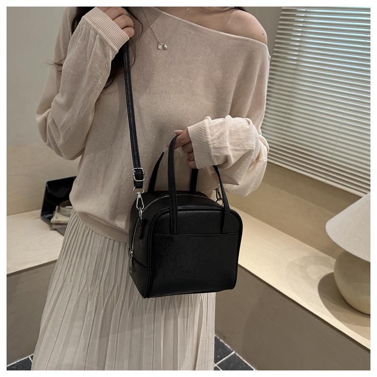 2026 Summer Women's Versatile Casual Mini Bag - Trendy Handheld Shoulder Bag