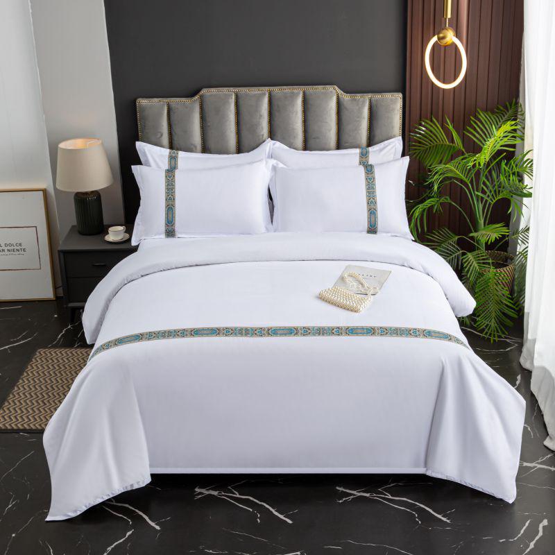 Pure White 3-Piece Hotel Linen Set: Thick Bed Sheet & Duvet Cover for Homestay