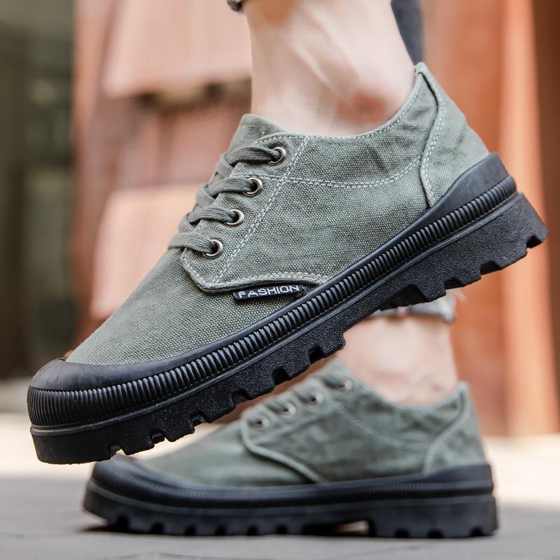 Men Casual Shoes Breathable Ice Silk Canvas Shoes Loafers Sneakers Outdoor Comfort Slip On Flat Vulacnized Shoes Adult Moccasins