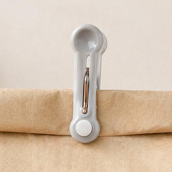 Plastic Drying Clamps 16PCS Clothes Pins, Compact Non-Slip No-Trace Laundry Clips, Spring Strong Grip Fabric Holders Loaded Clips for Socks Towels And