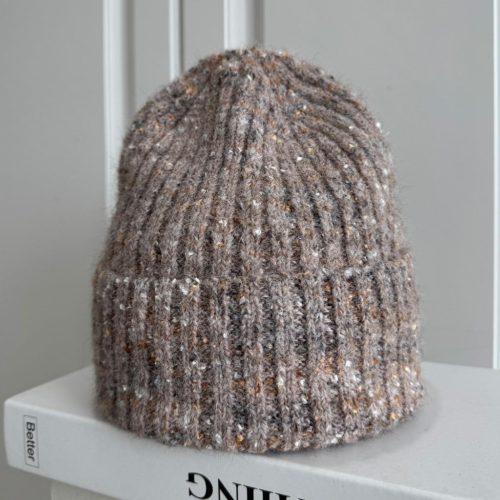 Multi-color Mixed Knitted Hat, Warm In Autumn and Winter, Showing a Small and Lazy Face, Versatile Wool Hat