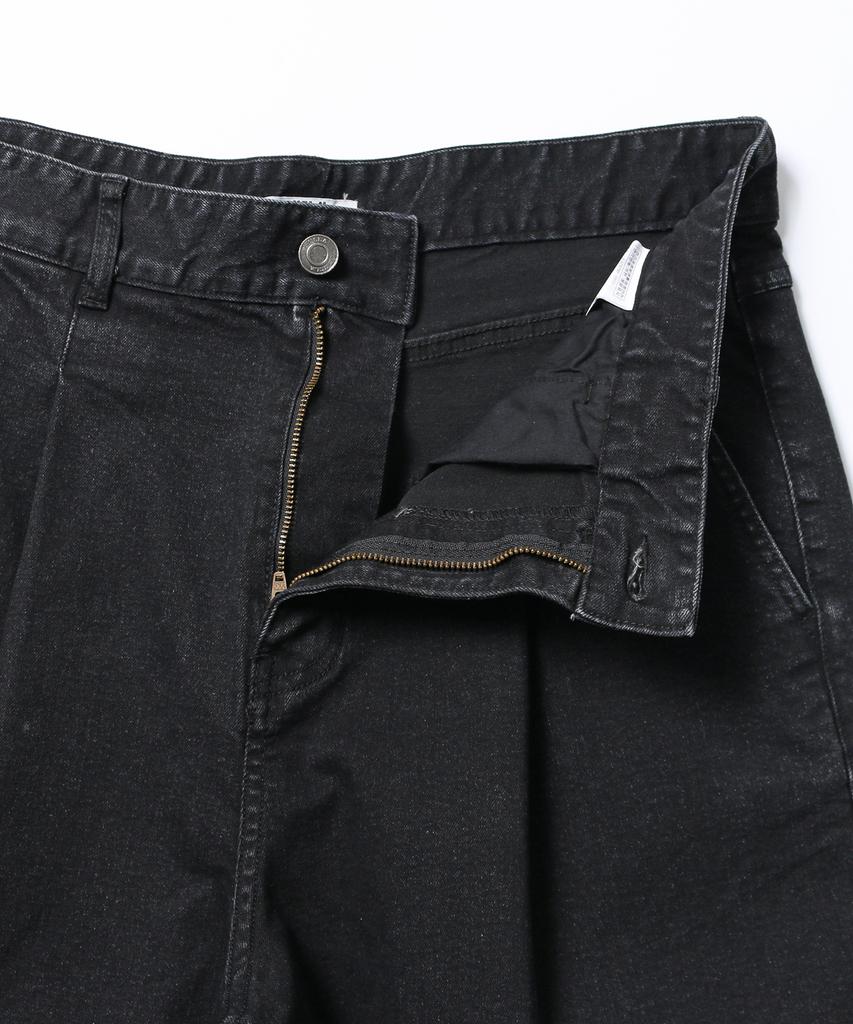 UCLA Unisex Single-Pleat Wide Denim Pants [Black] (Ubadp90)
