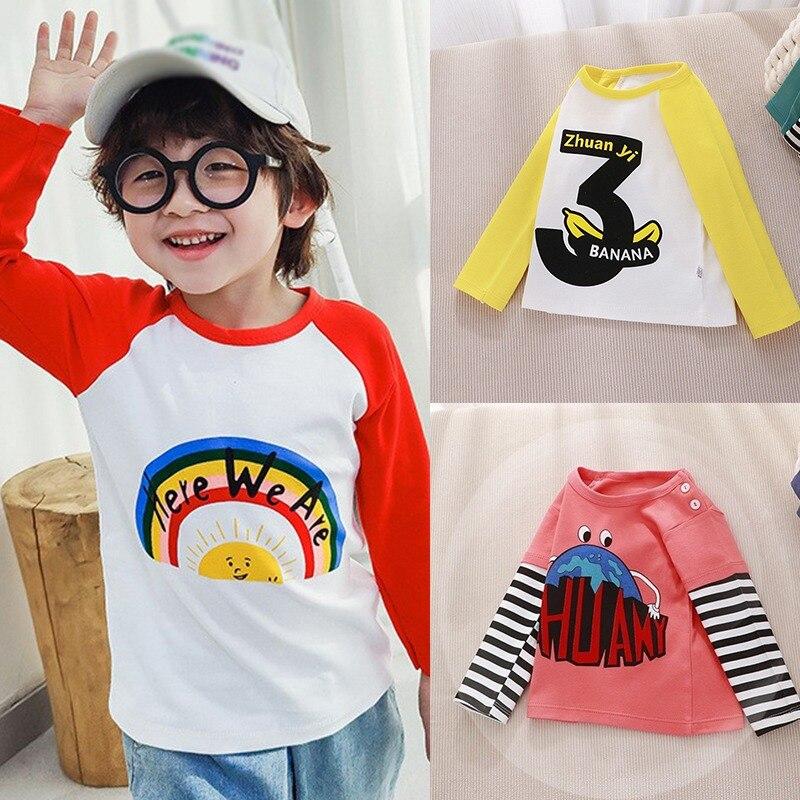 T-shirt z długimi rękawami. Koszula dziecięca z krótkimi rękawami