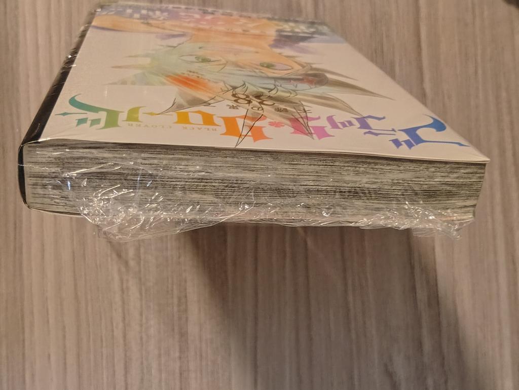 1st Printing w obi Black Clover vol 38 + card Manga Japan