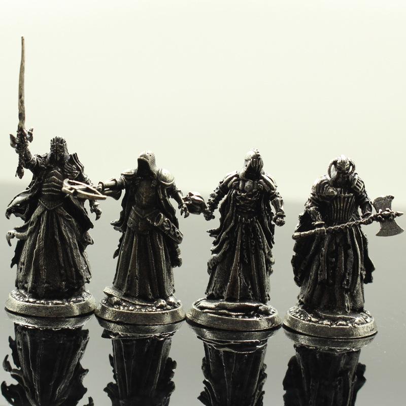 1 Pezzo Legionario Medievale Wraith Soldati Giocattolo Figure Miniature Cavaliere in Rame Puro Ornamento Decorazione Artigianato