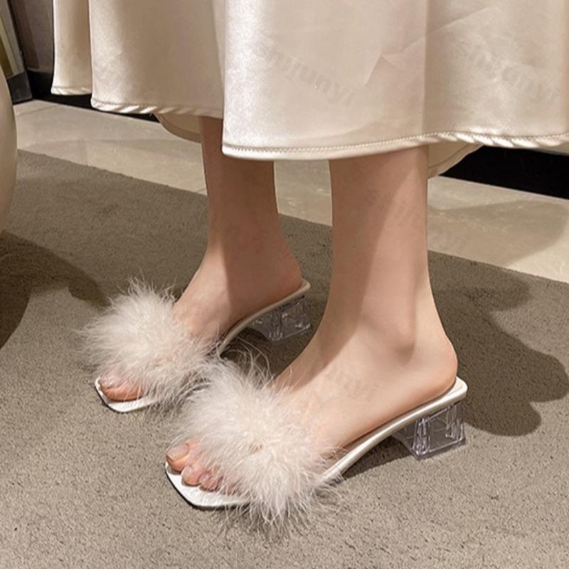 Fashion Women's Fashion Hairy Design Square Head Casual Slippers Summer 2025 New Comfortable Open Toes Breathable Elegant Beach Sandals