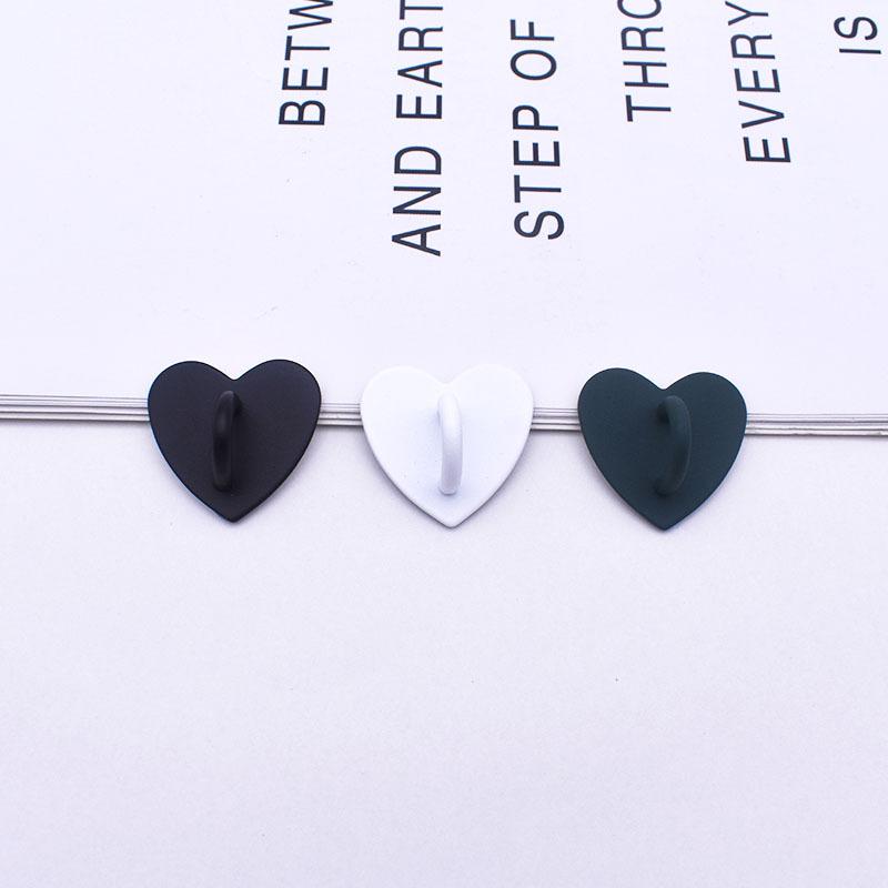 Mini Cute Bulk Sticky Phone Heart Metal Hook for Mobile Phone Accessory Rope Phone Strap
