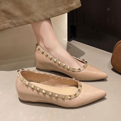 Temperament Pointed Single Shoes Women Shallow Mouth Spring and Autumn Women Rivet Patent Leather Gentle Soft Bottom Flat Bottom Design