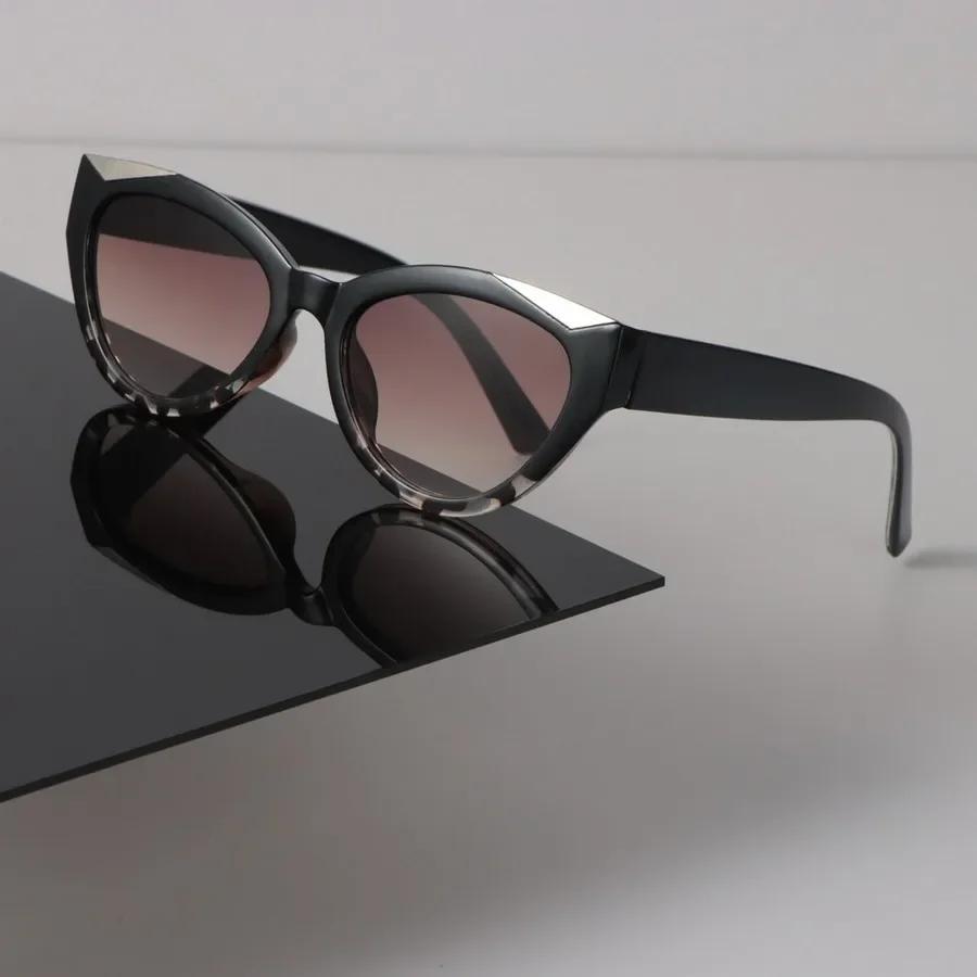 Fashion Cat Eye Sunglasses Women Men Retro Brand Designer Mirror Sun Glasses Female Male Gradient Colors