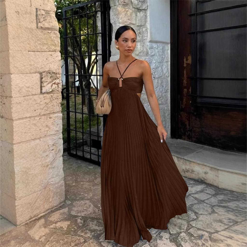A New Summer Solid-color Strapless Pleated Sleeveless Halter Dress