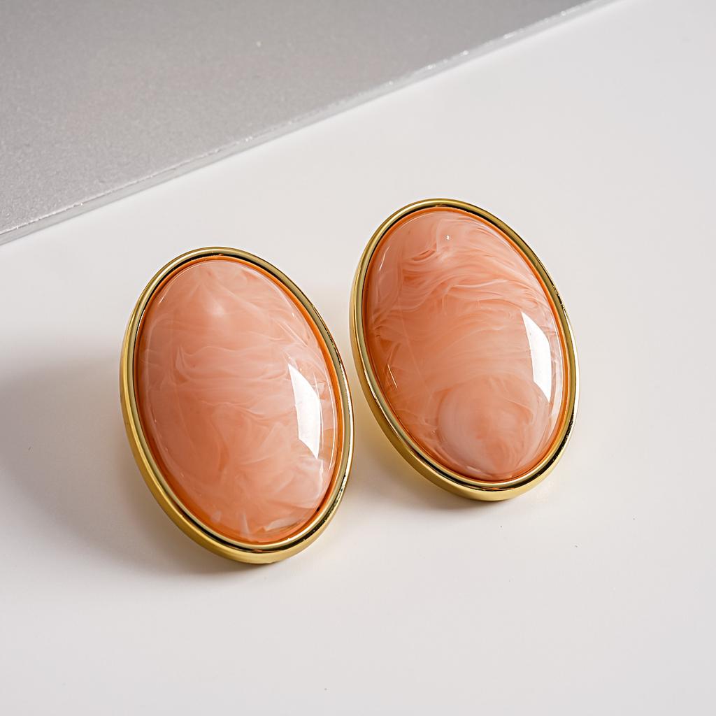 European American Retro Acrylic Smudge Oval Geometric Silver Needle Stud Earrings Niche High‑End Personalized Trend Jewelry