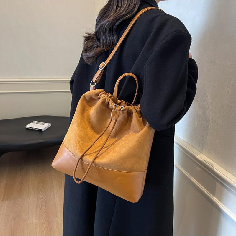 Leather Bucket Shoulder Bags Drawstring Crossbody Purse for Women Large Capactiy Backpack Travel Bags CLE