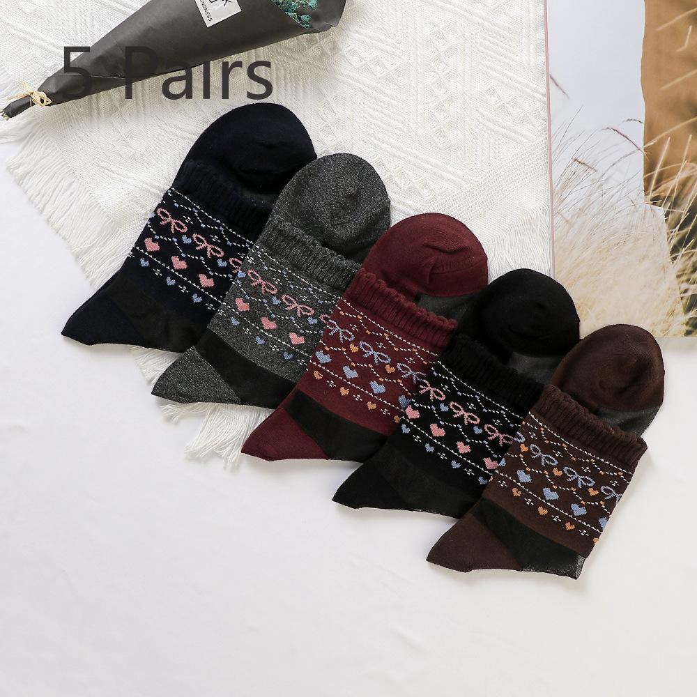 5 Pairs of Ultra-thin Socks with Cotton Soles and Silk Surfaces. The Cuffs Are Loose in Winter To Prevent Fraying. Cartoon Design.