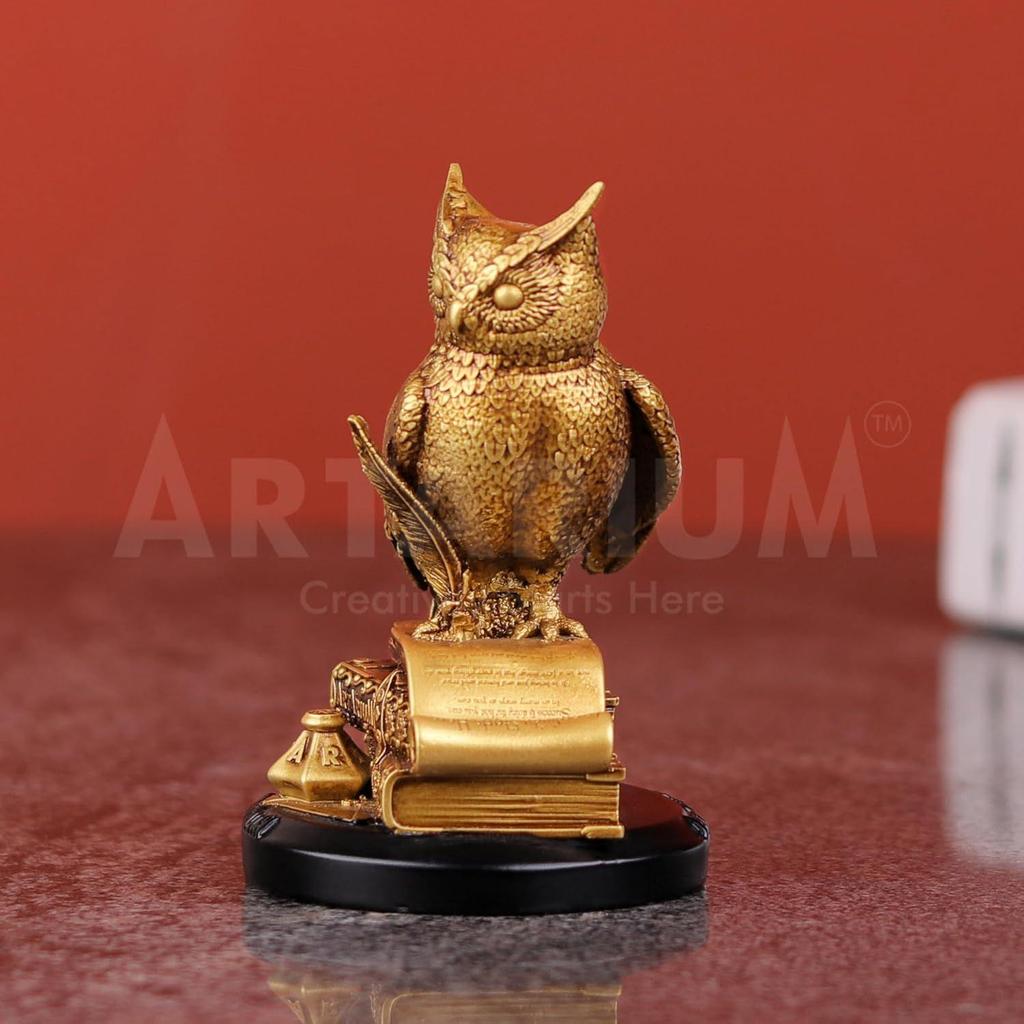 Fengshui Owl Statue Horned Owl of Wisdom Decorative Owl Showpiece Bird Statue for Car Dashboard Home Decor Living Room Decoration