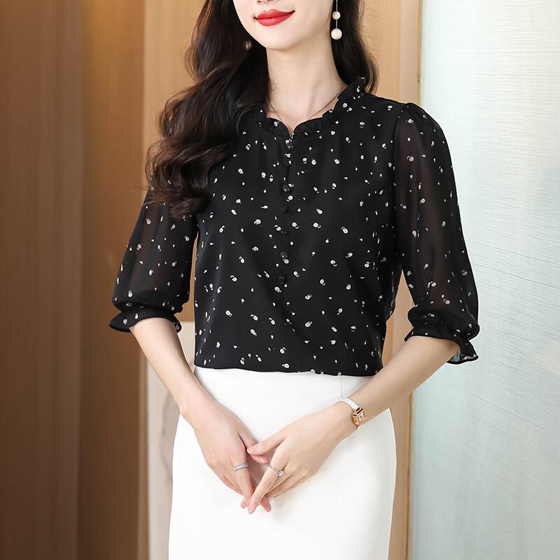 La Chapelle Women s Black Floral Half-Sleeve Shirt M