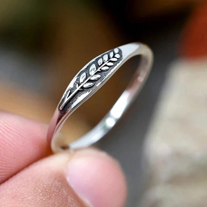 

Huitan Винтажные кольца с узором листьев для женщин Простые стильные изысканные аксессуары для пальцев для вечеринки Великолепный универсальный циркон 10