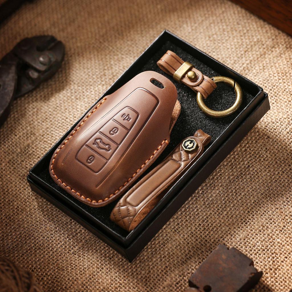 Retro Hand-Stitched Leather Key Cover for Geely Dihao Binrui