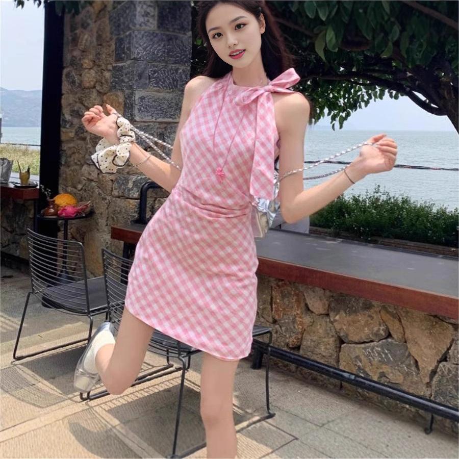 Pink off-the-shoulder sleeveless neck plaid dress for girls, summer 2026, new bow French hip-wrapped skirt