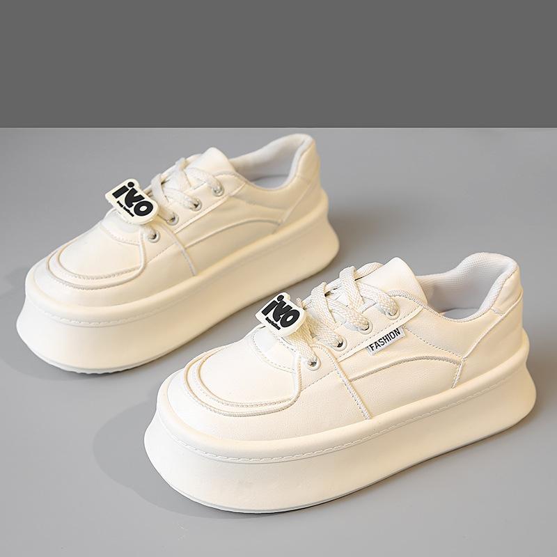 Muffin platform white shoes women's versatile niche board shoes new spring and autumn heightening casual sports shoes