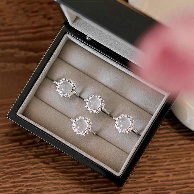 Trendy Elegant Natural Stone Luxury Rings Women