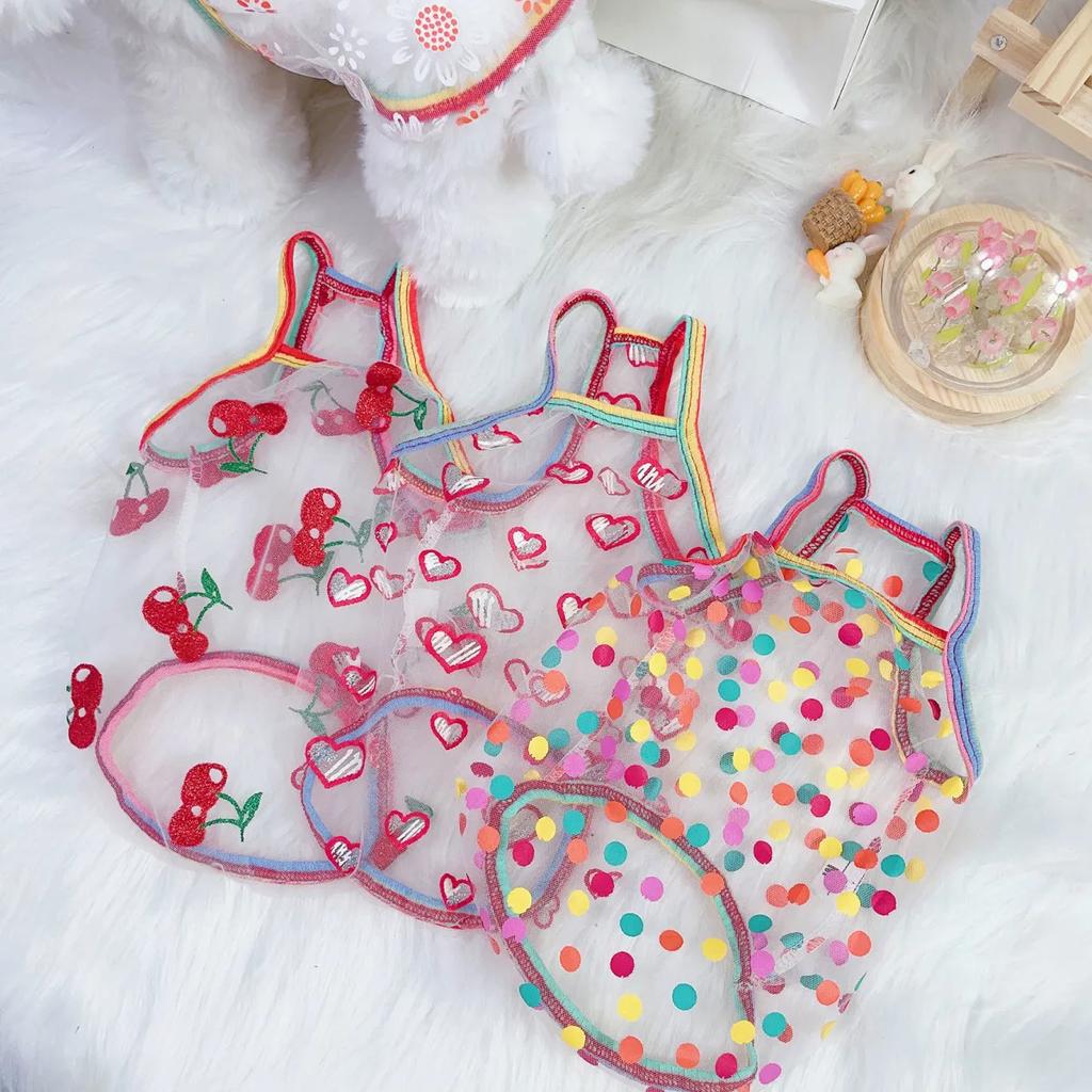 Hunde Süßes Netz-Erdbeer-Camisole Haustier-Kirsch-Camisole Sonnenschutz-Netz Teddybären Malteser Hund Welpenkleidung Hundekühlweste