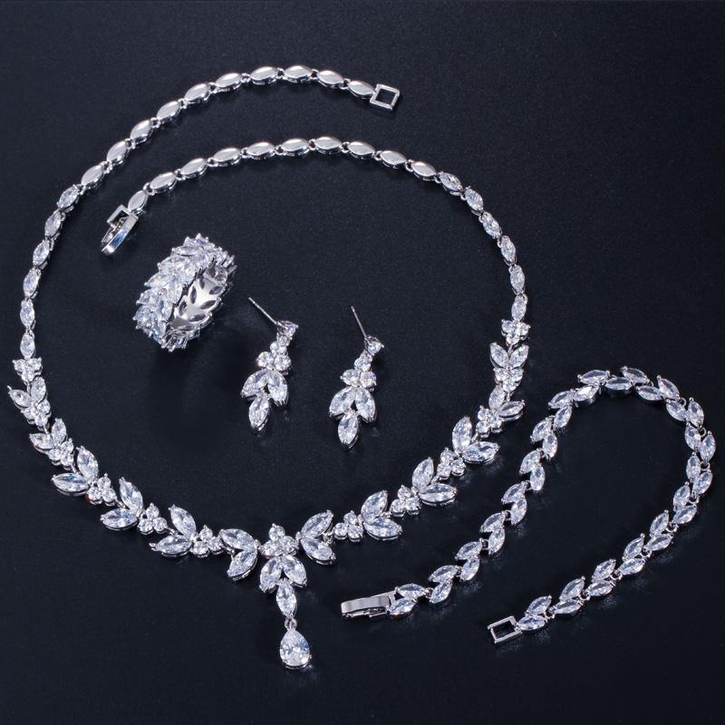 4pcs Delicate Leaf Shaped Cubic Zircon Dubai Fine Jewelry Sets Drop Earrings Necklace Bracelet Ring Women Luxury Bridal Wedding