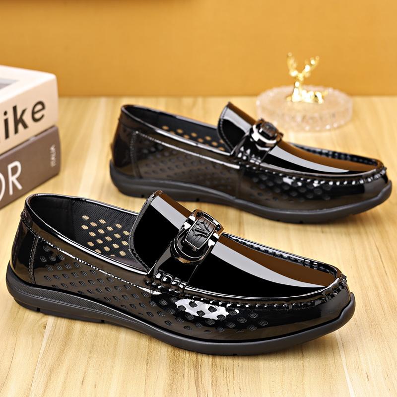 Fashion Slip-on Walking Flats Male Breathable Loafers New Men Casual Shoes Luxury Wedding Hollow Out Formal Dress Boat Shoes for Man
