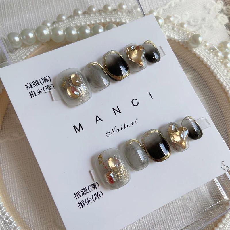 

Black Ombre Gold Foil Diamond Removable Nail Art Patches