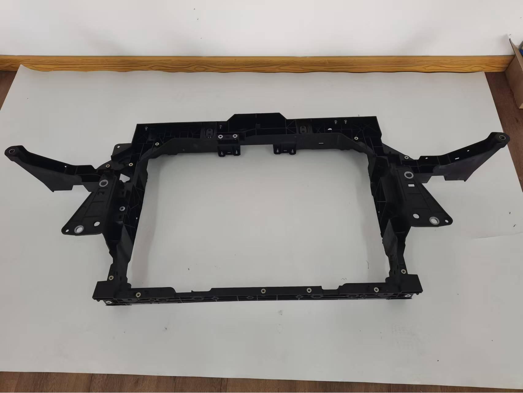 Honda CRV 2023+ Radiator Grille Frame Protector