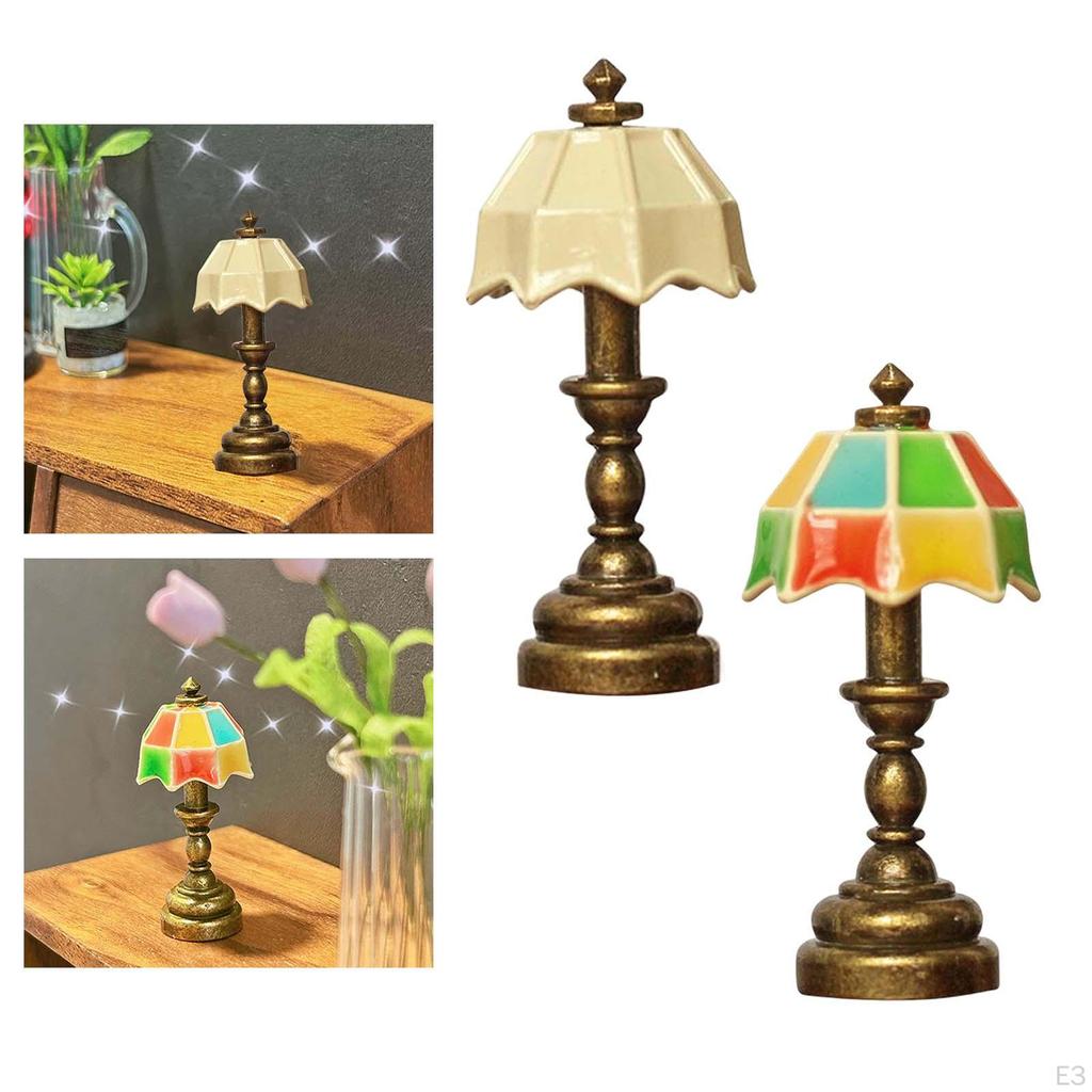 1/12 Mini Tischlampen Puppenhauslampe Schirmform Lampenschirm Simulation für