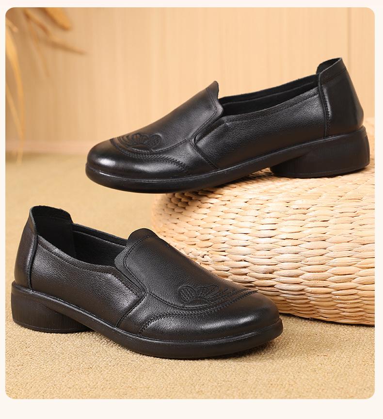 Genuine Leather Soft Sole Slip-on Shoes for Women, Non-slip, Comfortable, Plus Size, Autumn Style - Model 801319