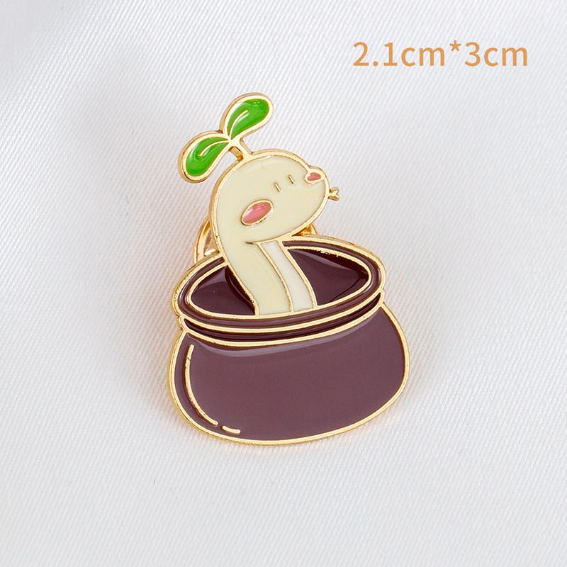  Cartoon Snake Brooch For Women Men Exquisite Enamel Animal Pins Versatile Cute Corsage Clothing Accessories Gifts